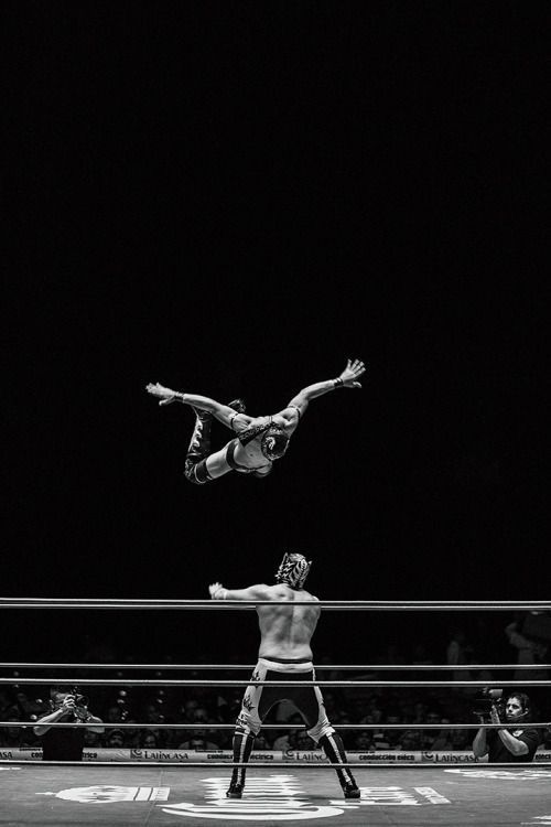 LUCHA LIBRE